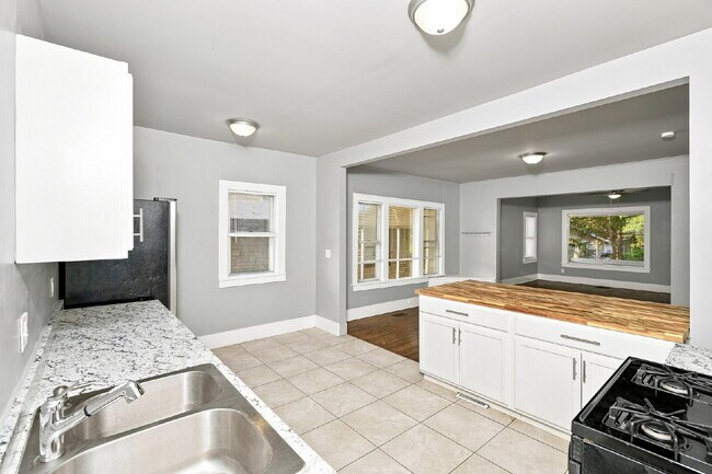Photo - 1236 N Boston Ave