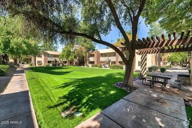 Building Photo - 4101 W Union Hills Dr Unit 1 Rental