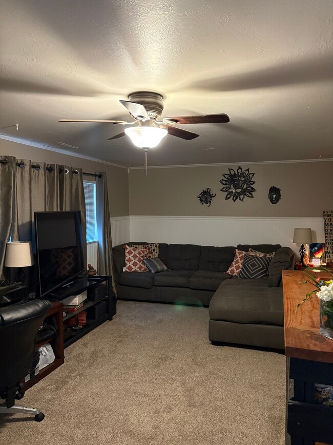 Photo - 1606 McKay Way