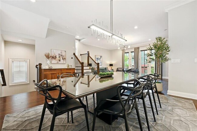 Photo - 805 Corduroy Ln