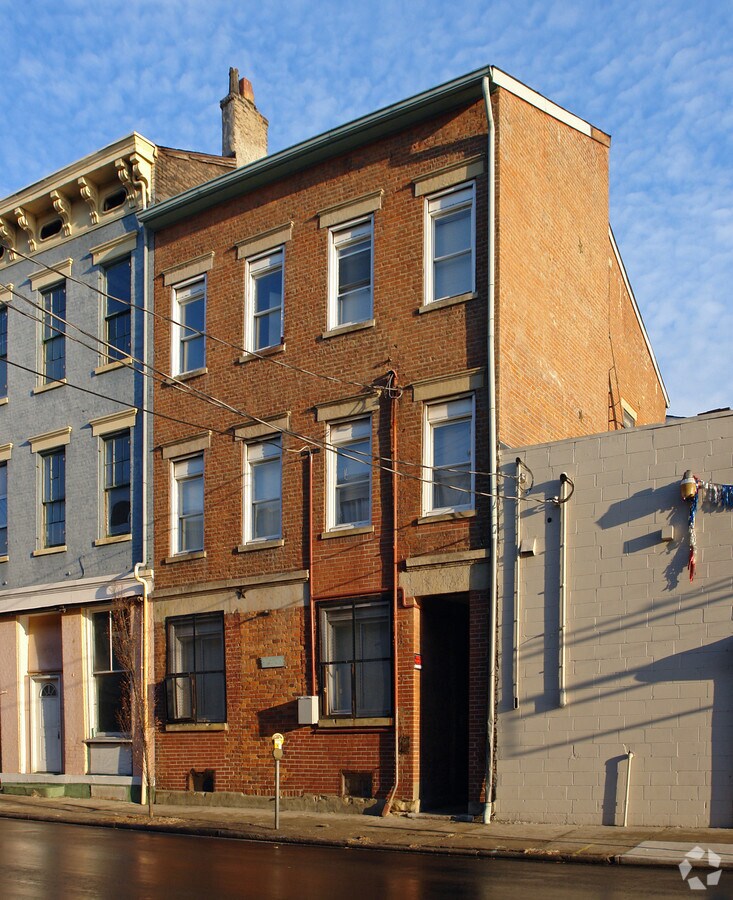 Photo - 270 W McMicken Ave