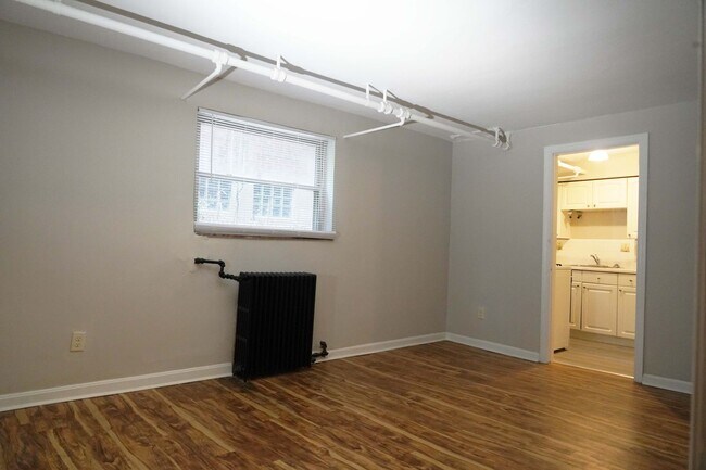 Photo - 3025 Clifton Ave Unit 3025-02