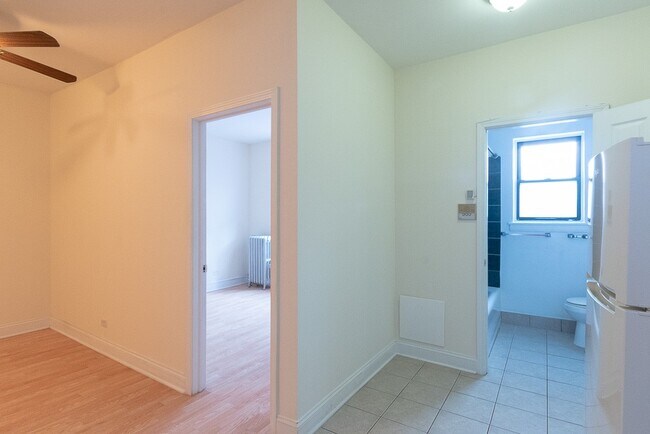 Photo - 4854 N Damen Ave Unit J01W