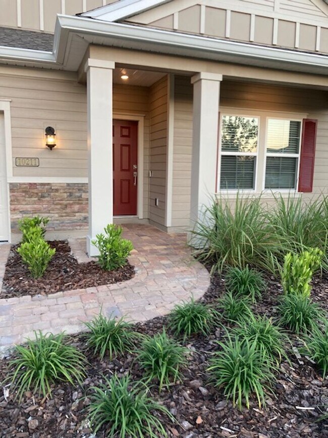 10211 Moran Ct