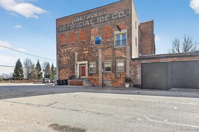 Photo - 1104 4th St Unit 3