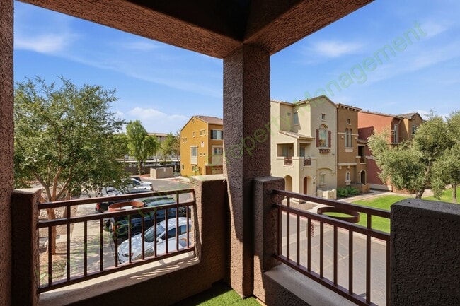 Photo - 900 S 94th St