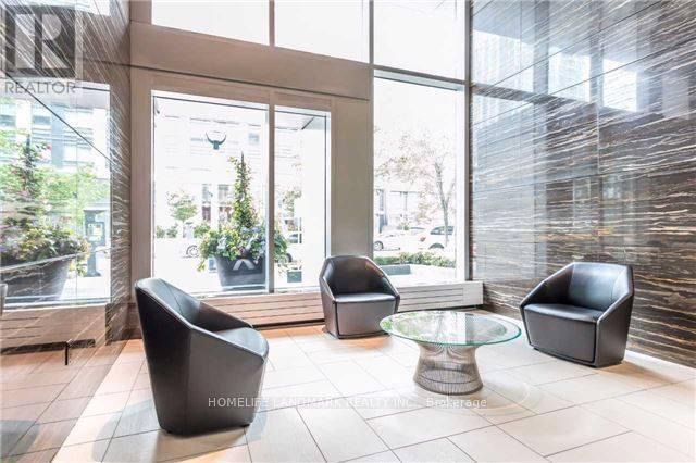 Photo - 151 Dan Leckie Way Unité 938