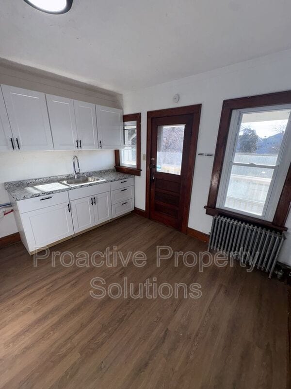 Photo - 532 Alder St Unit Apt 2