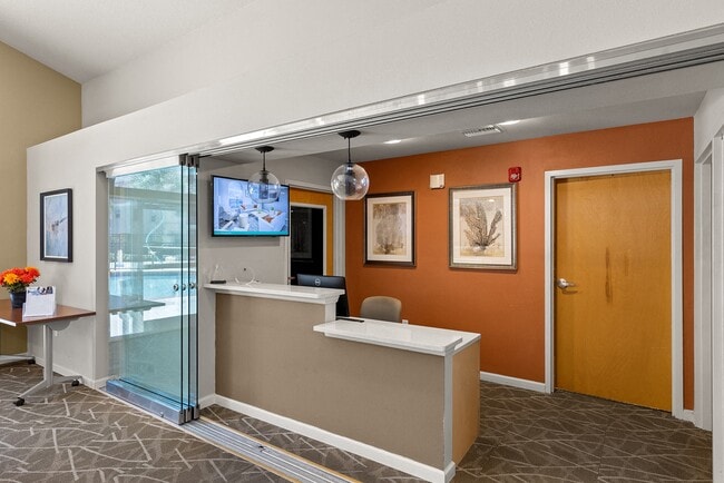 Regency Palms Apartments