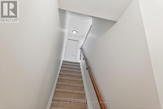 Photo - 258 Chapman Mills Dr