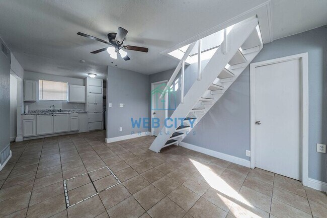 Photo - 15417 Flud Rd Unidad A