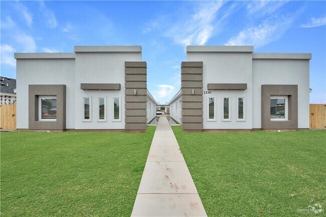 Building Photo - 1230 Valle Vista St Unit 3 Rental
