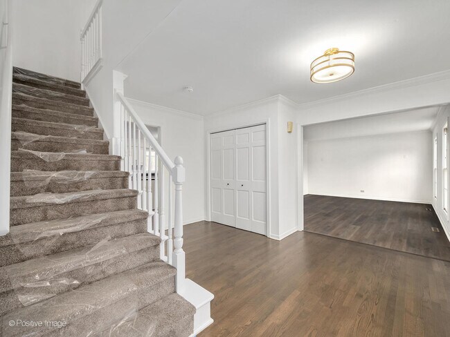 Photo - 2003 Canterbury Pl