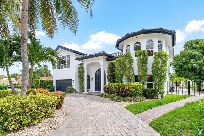 Photo - 1366 SW 4th Ct