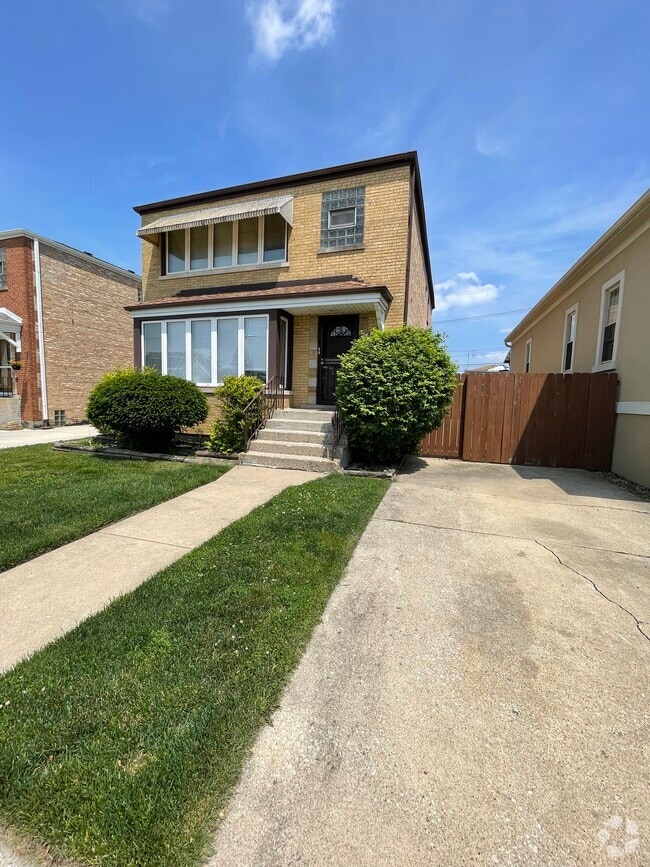 Building Photo - 5735 S Meade Ave Unit 2 Rental