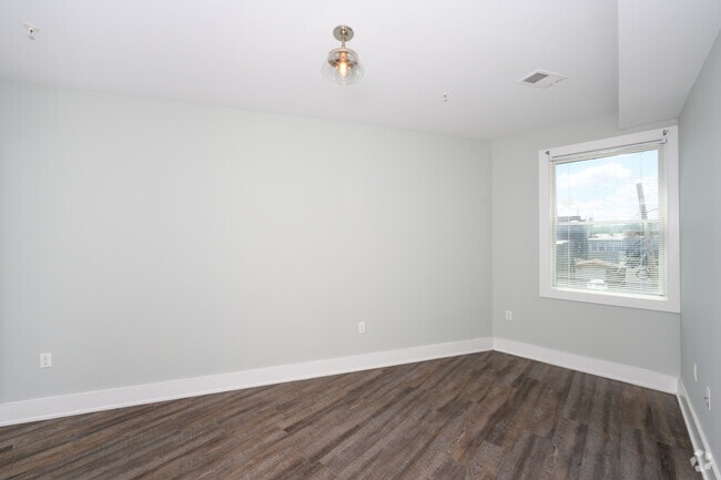 1 habitación, 1 baño - 600 pies cuadrados - Dormitorio - The Lotus