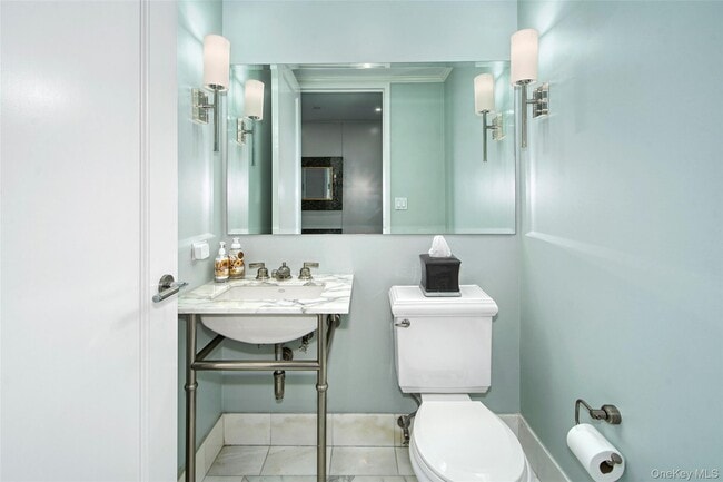 Photo - 10 City Pl Unidad PH4C