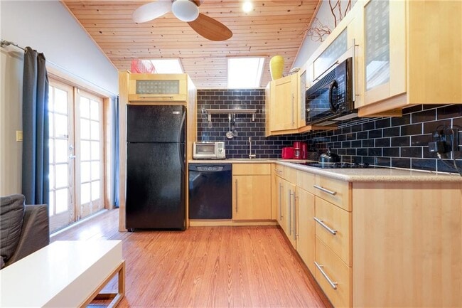 Photo - 5500 Westminster Dr