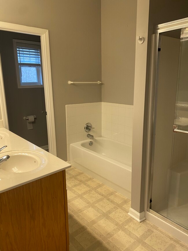 Photo - 246 N Ferrel St