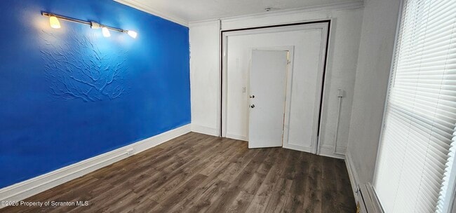 Photo - 1319 Washburn St