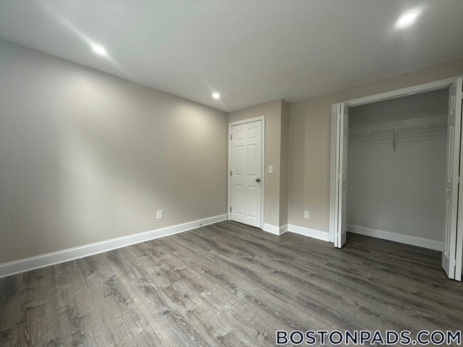 Photo - 27 Kenmar Dr Unit 25