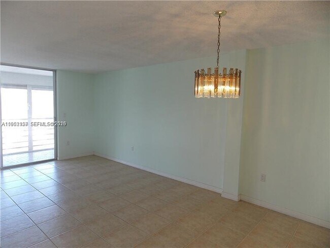 Photo - 3551 NE 169th St Unit 411