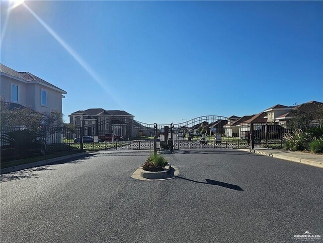 Photo - 21 Radiant Ln