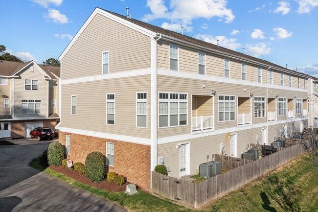 Photo - 4761 Beach Bay Ct