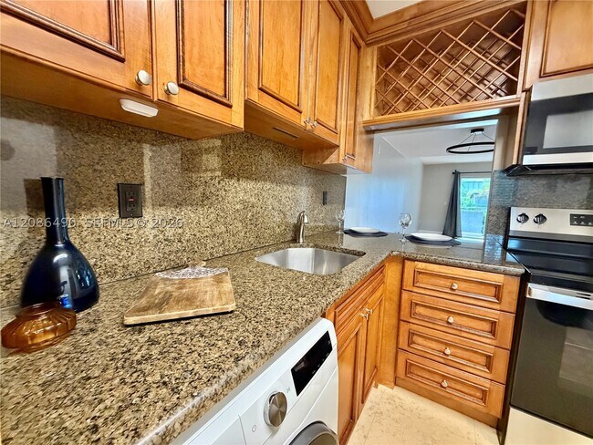 Photo - 4600 SW 67th Ave Unit 227