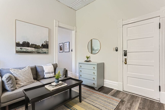 Building Photo - 2805 E 16th Ave Unit ID1026242P Rental