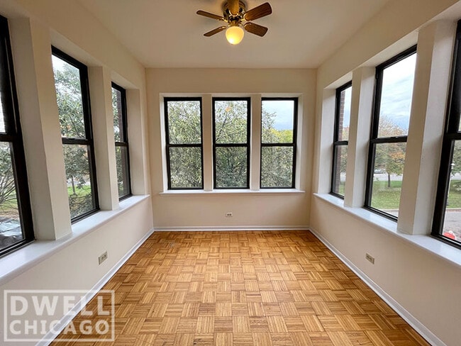 Building Photo - 2315 N Kedzie Blvd Rental