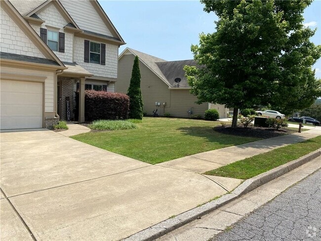 Building Photo - 438 Fieldstone Ln Rental