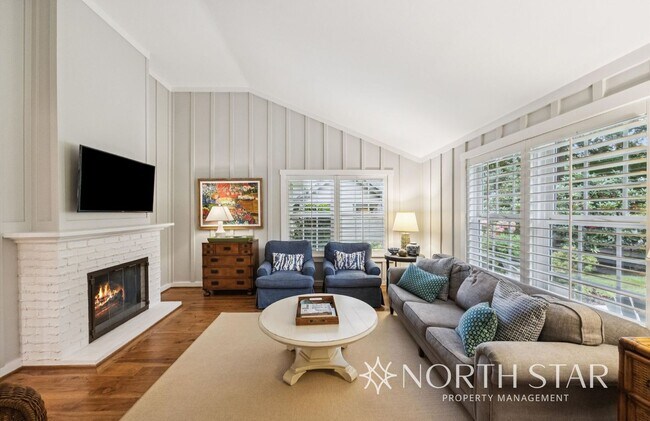 Photo - Charming 4-Bedroom Cottage in the Heart of... House