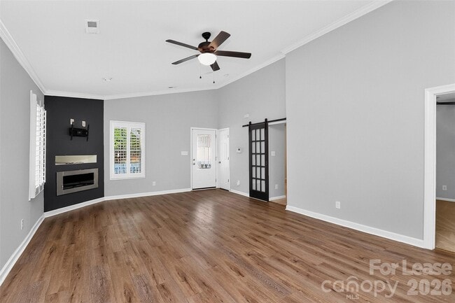 Photo - 1736 Parson St