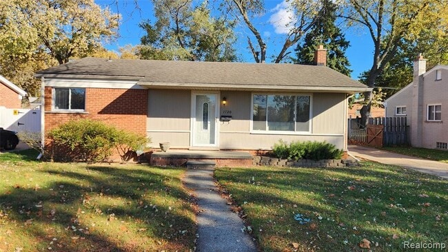 Photo - 7720 Amboy St