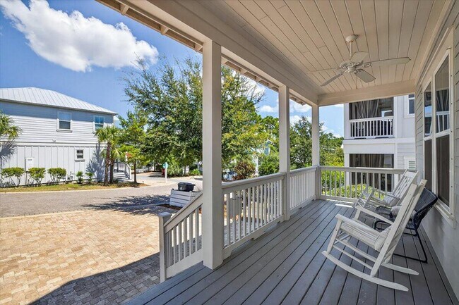 Photo - 28 Emerald Beach Cir