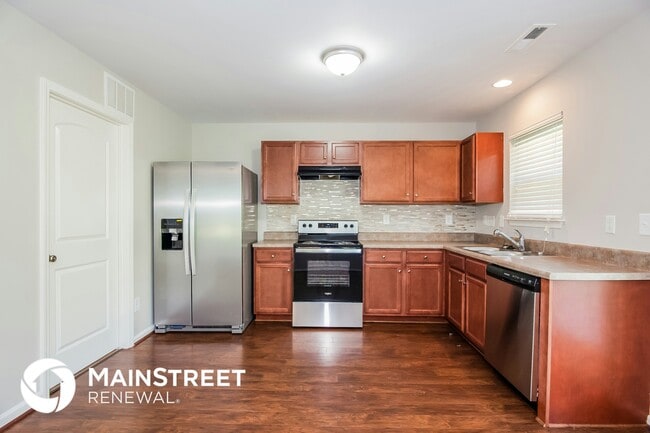 Photo - 900 Cassidy Dr