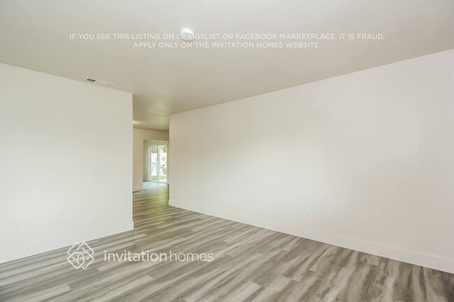 Photo - 3014 La Rue Way