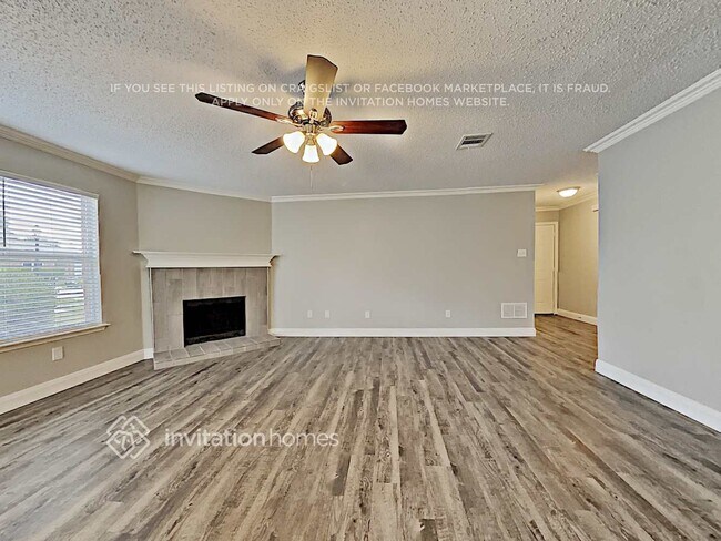 Photo - 2440 Rolling Ridge Dr