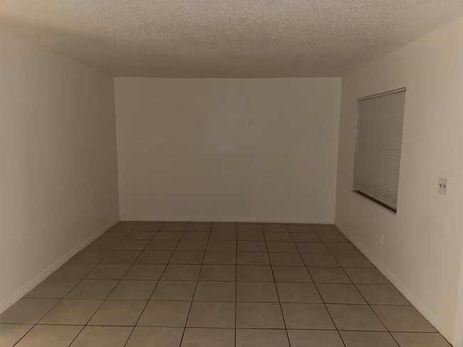 Photo - 719 Michigan Ct Unit 3