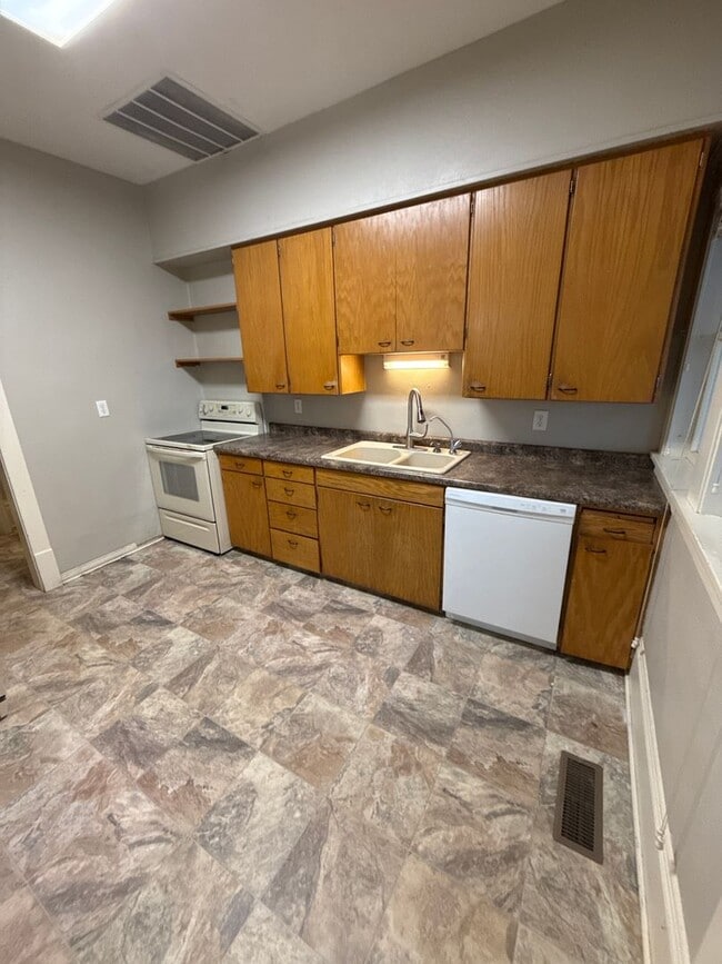 Photo - NSP-139/141 6th St NW Unidad 141