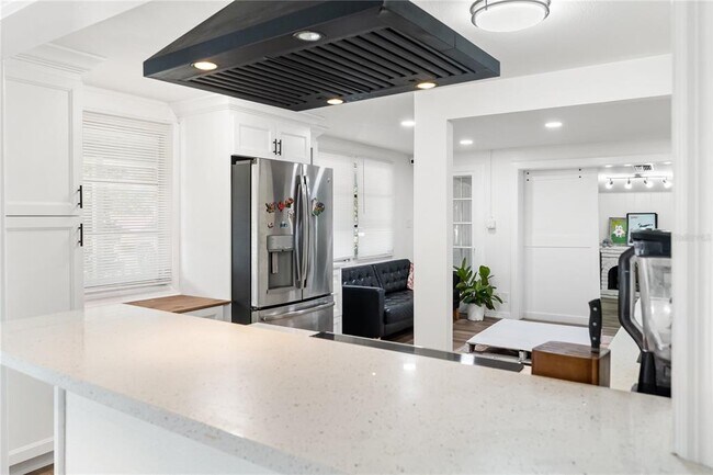 Photo - 4105 Rockefeller Ave