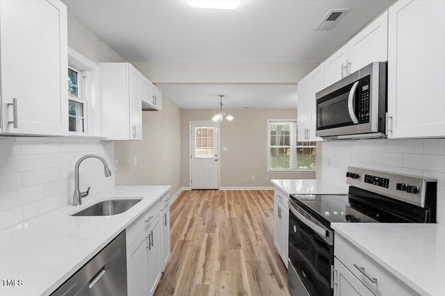 1611 Poole Rd
