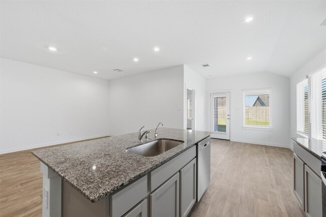 Photo - 3914 Beltingham Bend Wy