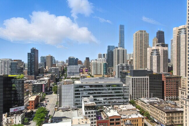 345 N LaSalle St Unit 2602