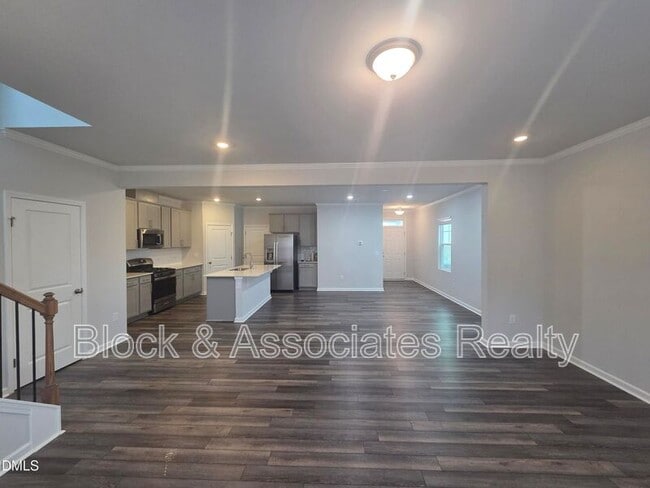 Photo - 109 Sea Cave Ln