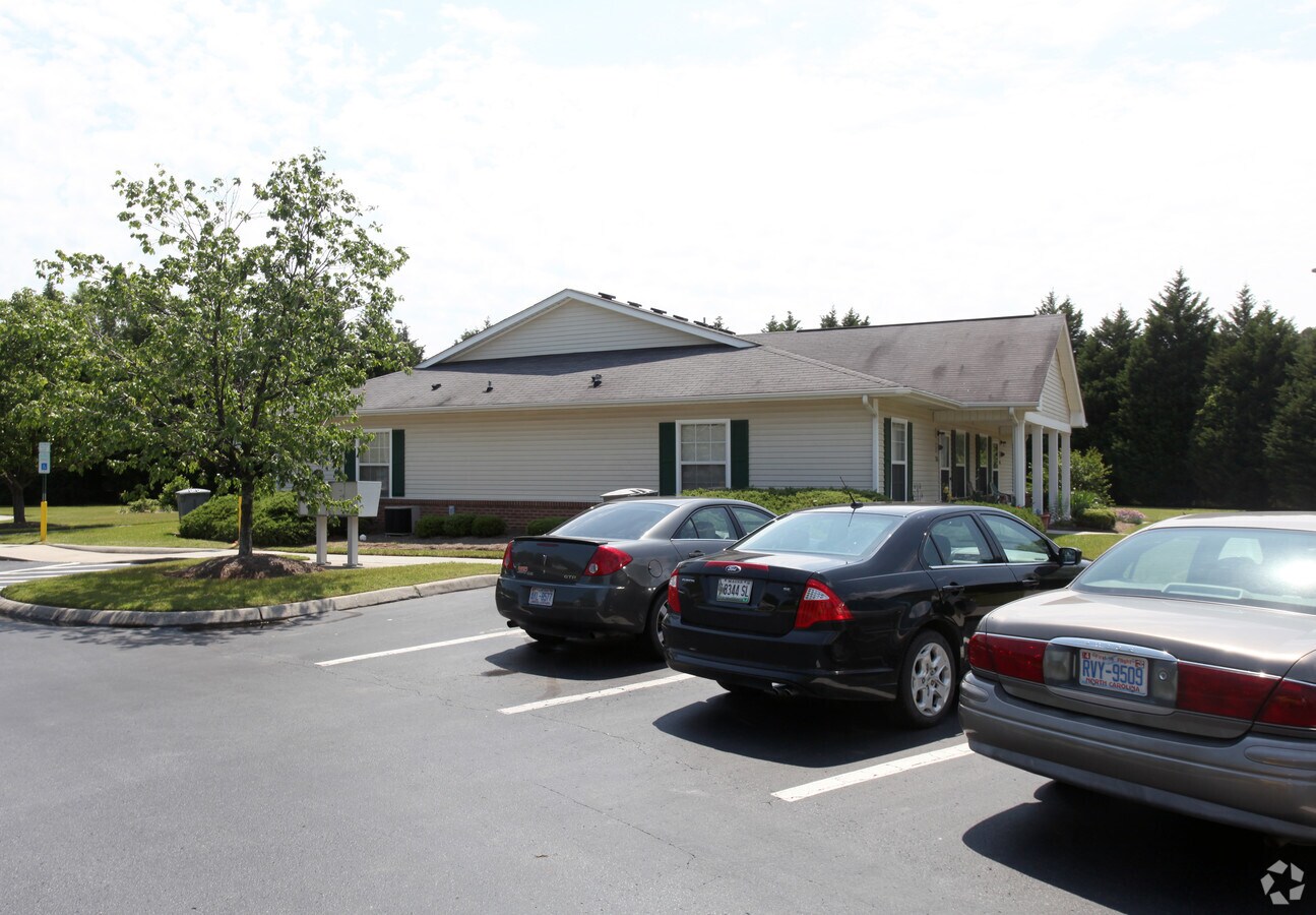 Photo - Woodfield II Apartments