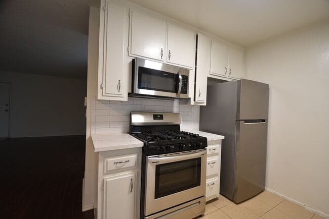 Photo - 10745 Hortense St Unit 05