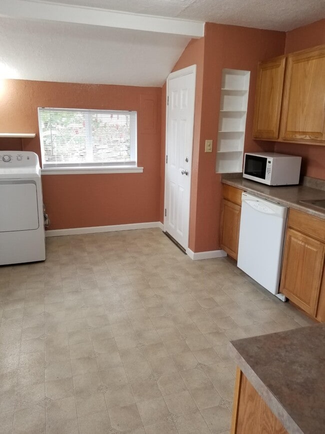 Photo - 243 Sheridan Rd Unit 243 Sheridan Rd