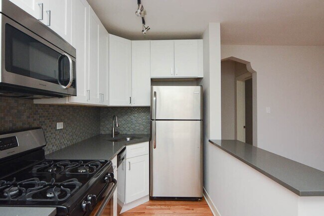 Photo - 2425 N Kedzie Blvd Unidad 203